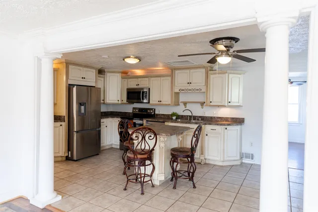 $209,000 | 184 Hillside Drive, Buena Vista, VA 24416