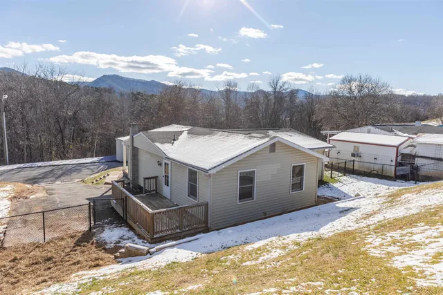 $209,000 | 184 Hillside Drive, Buena Vista, VA 24416