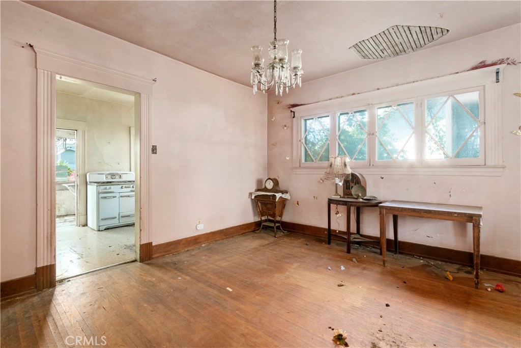 3893 Pine Street Riverside, CA 92501 - Photo 14 of 46