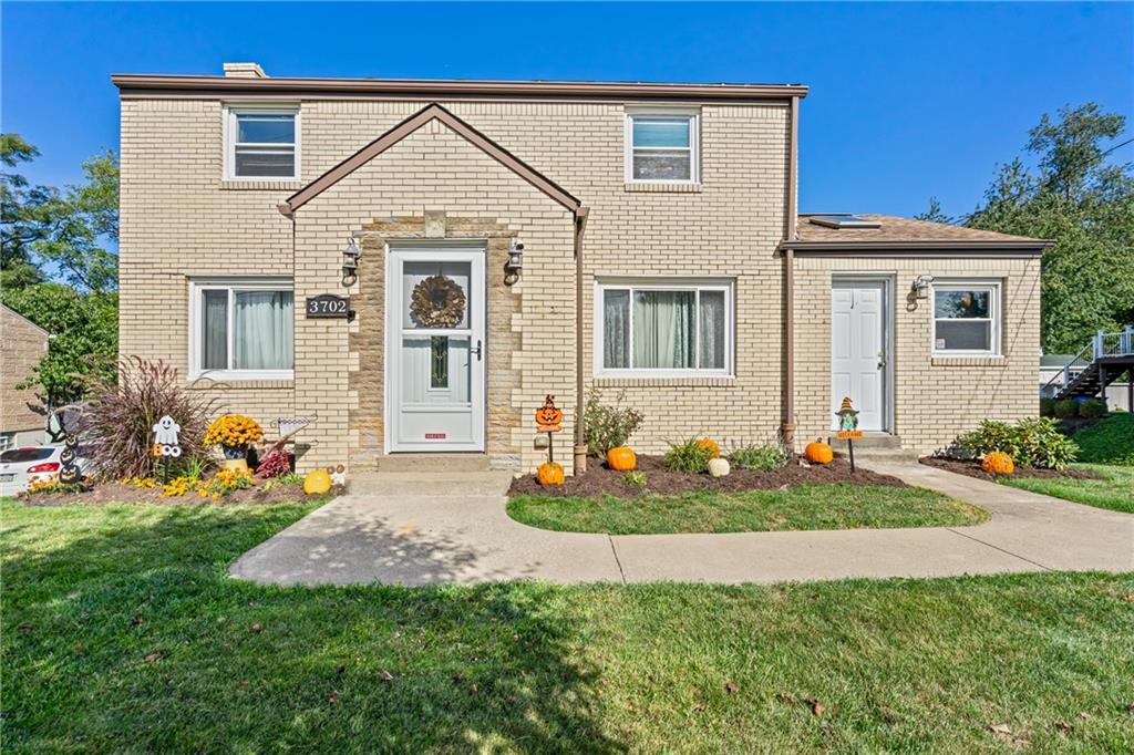 3702 Colby Street Pittsburgh, PA 15214 - Photo 21 of 21 front view of a house with a yard