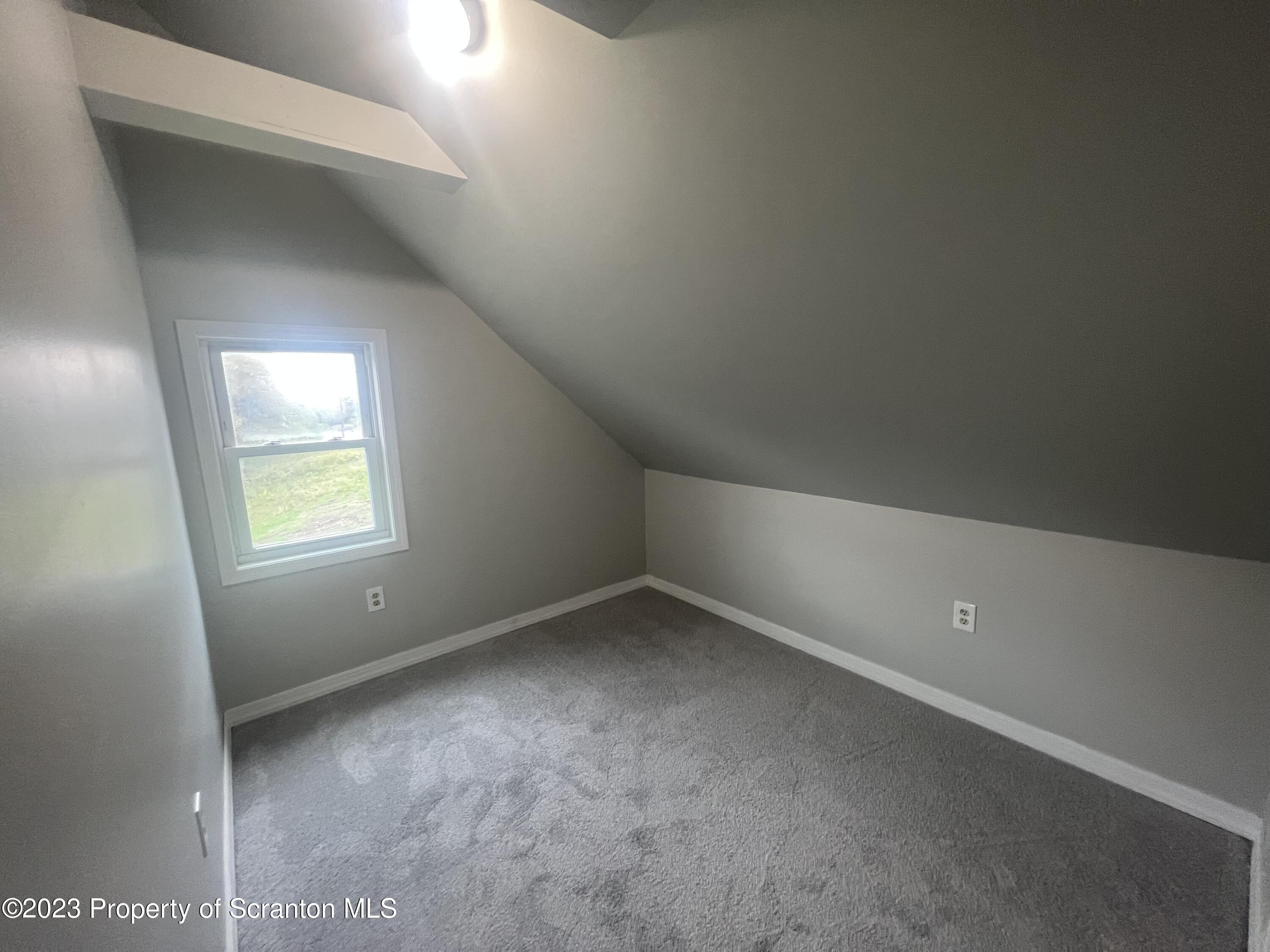 65 Bailor Road Moscow, PA 18444 - Photo 18 of 24 Gallery Image 18