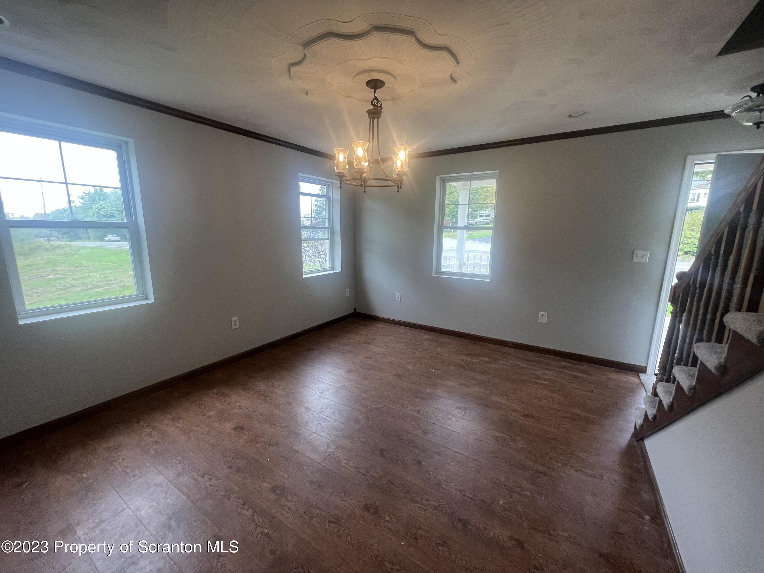 65 Bailor Road Moscow, PA 18444 - Photo 4 of 24 Gallery Image 4