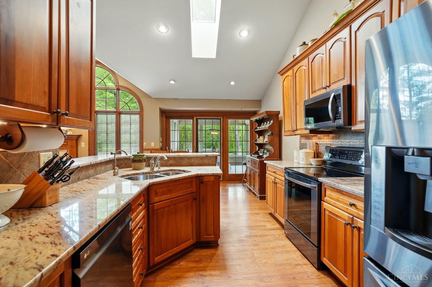 435 Gallaher Road Monroe, OH 45050 - Photo 17 of 63