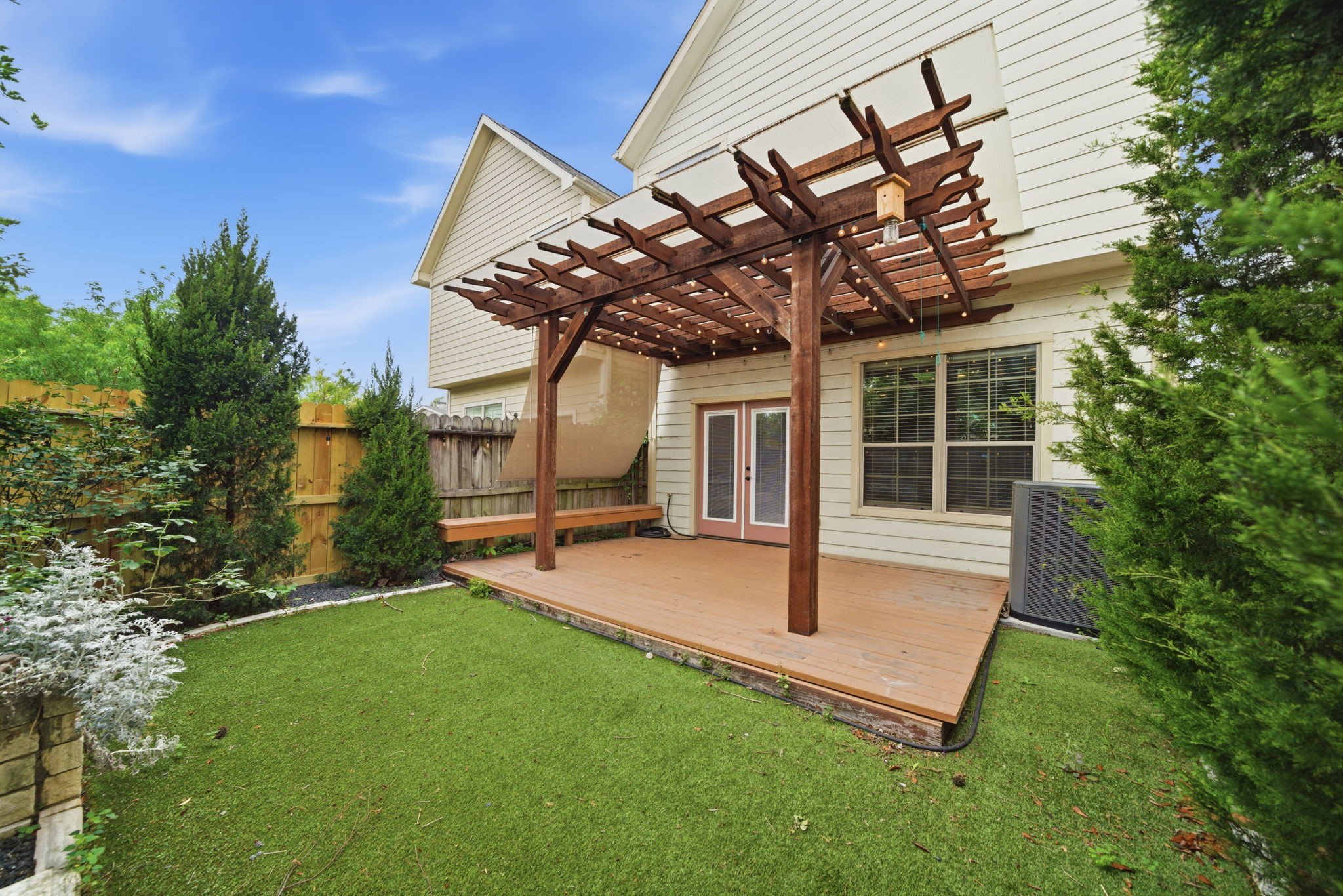 1007 Kern Street Houston, TX 77009 - Photo 1 of 35 a view of a backyard with a patio