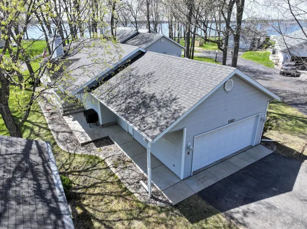 $709,900 | 2560 County Road 120 Northeast, Alexandria, MN 56308
