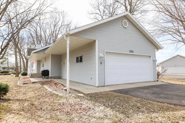 $719,500 | 2560 County Road 120 Northeast, Alexandria, MN 56308