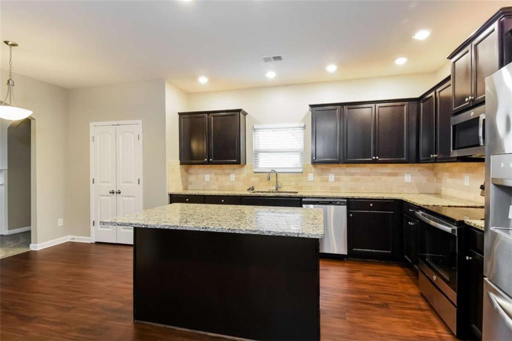 228 Stephens Mill Drive Dallas, GA 30157 - Photo 6 of 15