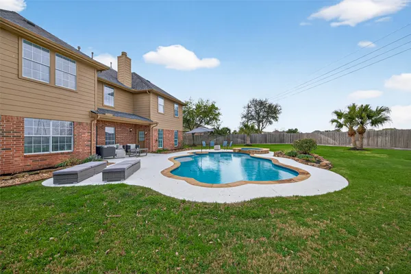 $5,000 | 3329 Oak Dale Way, Seabrook, TX 77586