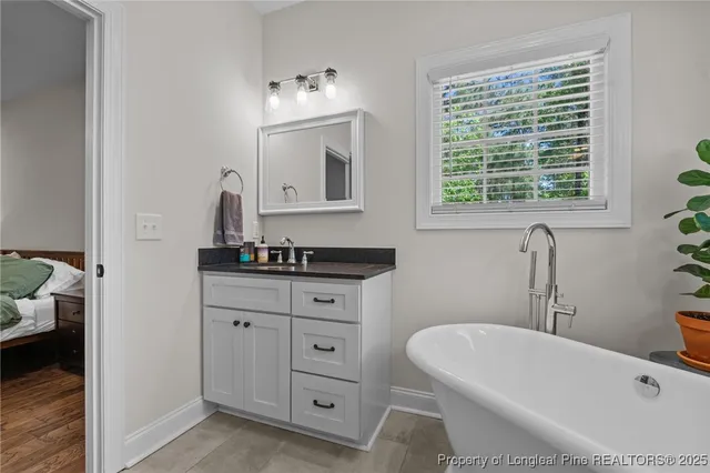 a view of a livingroom with furniture