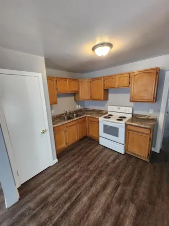 $2,495 | 2524 19th Street South, St. Petersburg, FL 33712