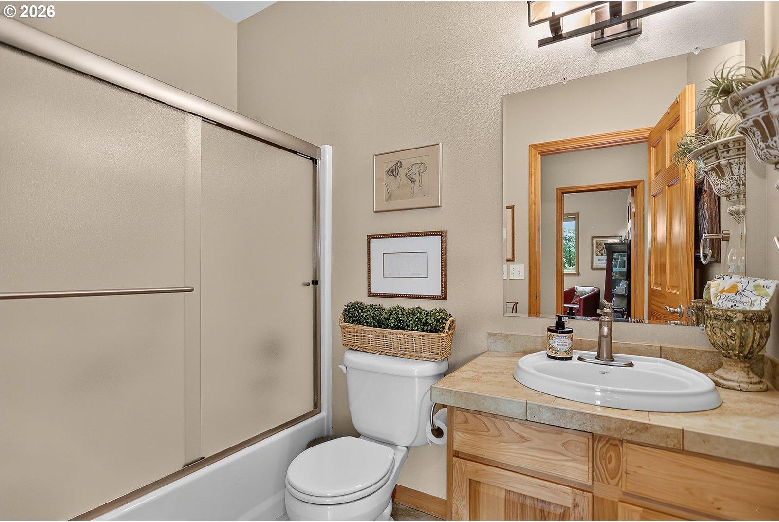 1663 5th Street Hood River, OR 97031 - Photo 23 of 47 Bathroom