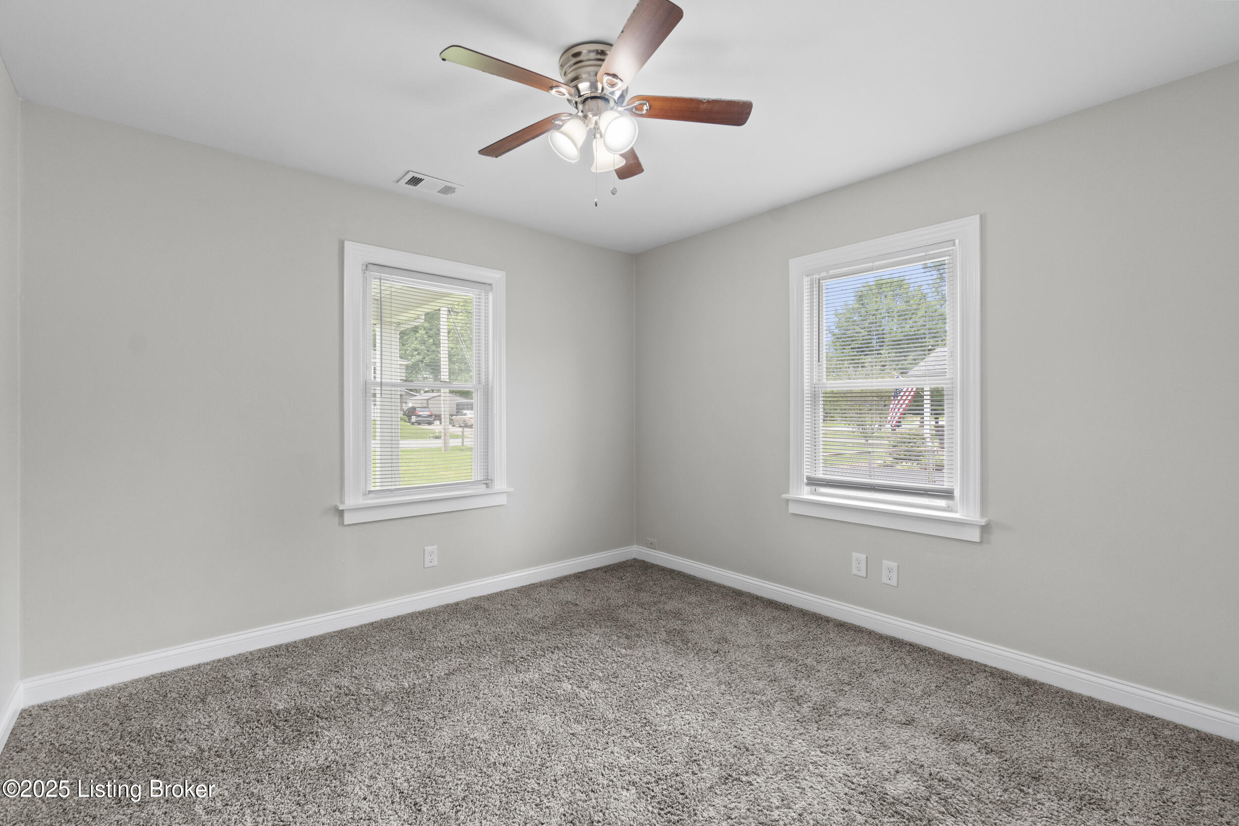 5707 Mt Washington Road Louisville, KY 40229 - Photo 23 of 26 dsc08940