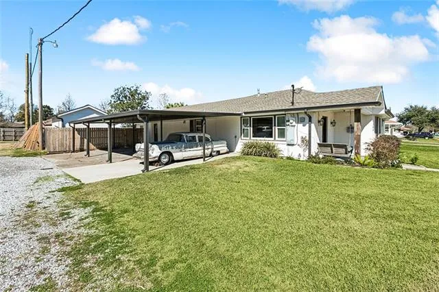 $2,600 | 300 North Sibley Street, Metairie, LA 70003