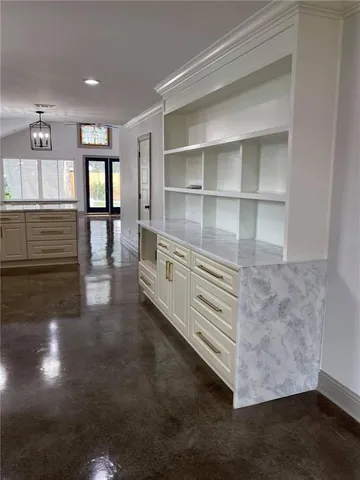 $2,600 | 300 North Sibley Street, Metairie, LA 70003