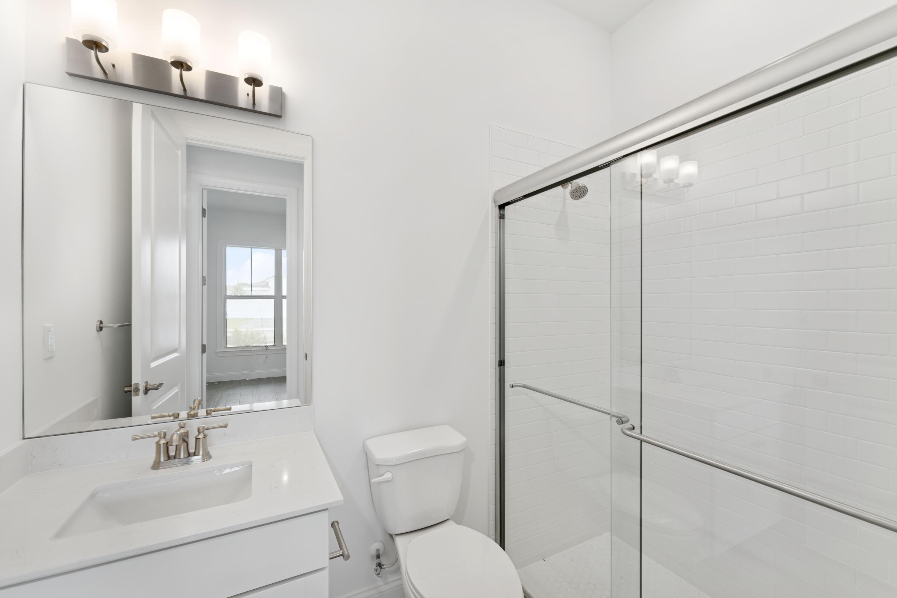6790 Southeast Pine Drive, Unit 29 Stuart, FL 34997 - Photo 8 of 46 9 Extra Suite Bath
