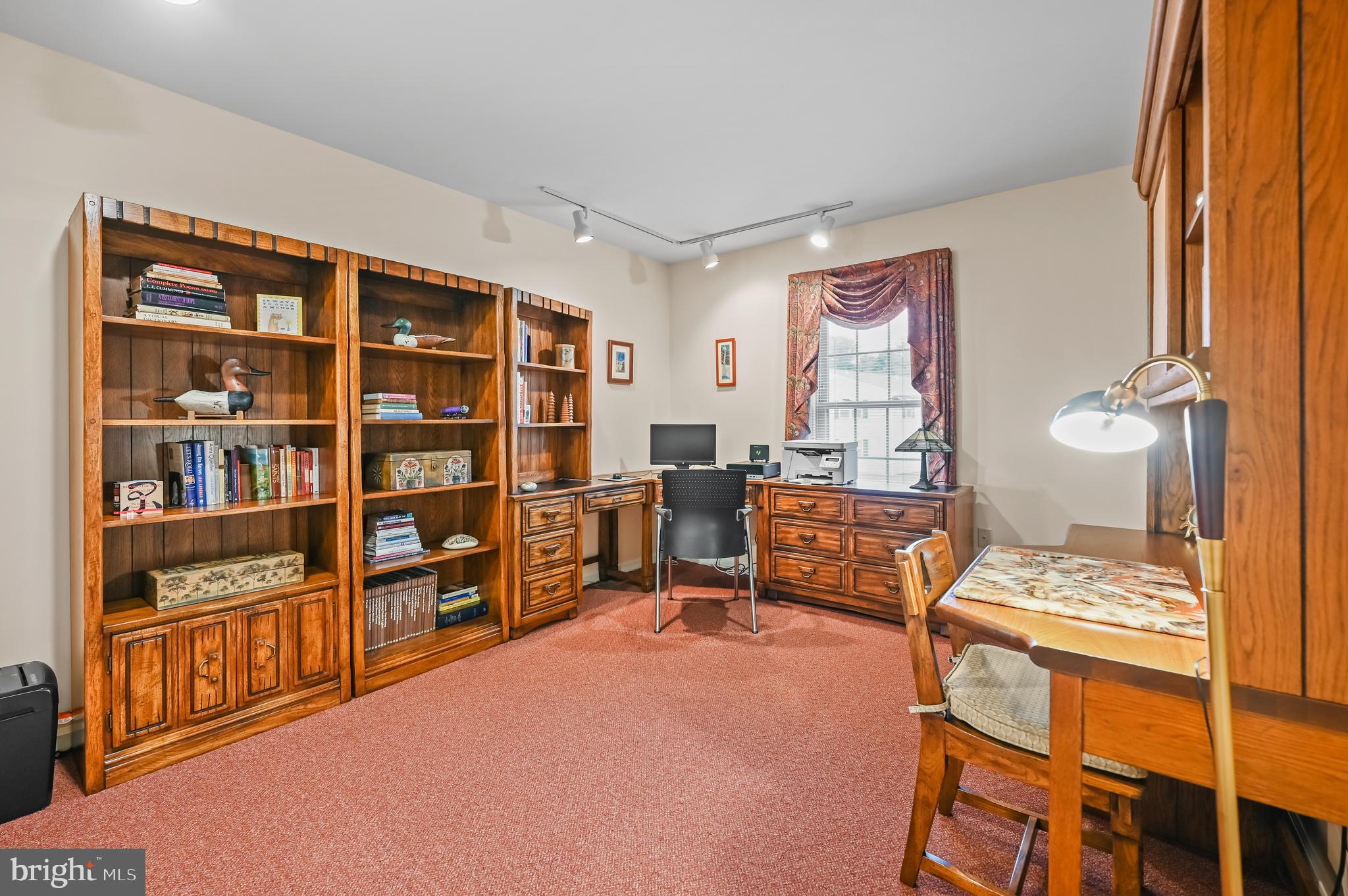 127 Derby Drive Elverson, PA 19520 - Photo 20 of 28 Guest bedroom/office