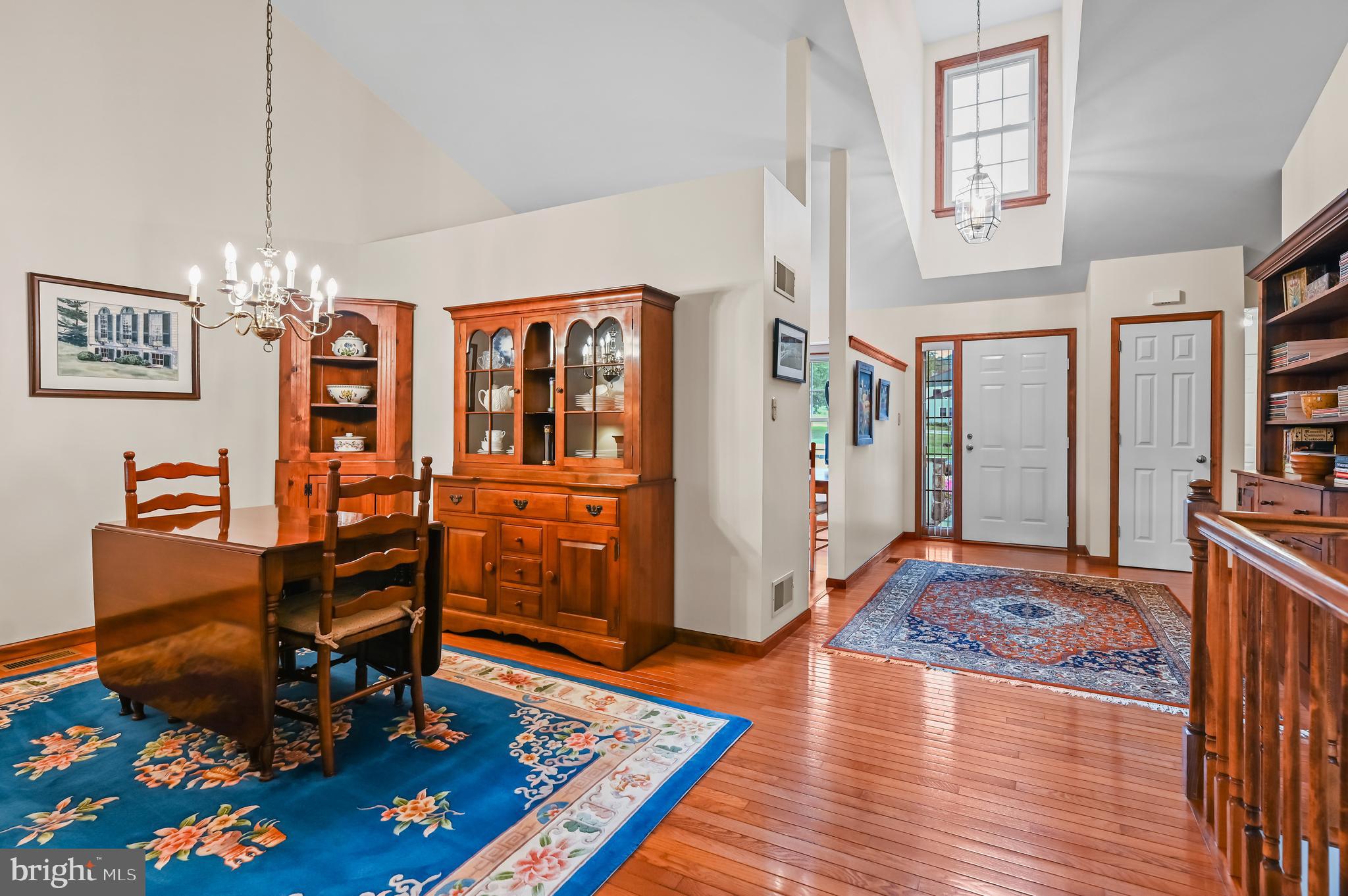 127 Derby Drive Elverson, PA 19520 - Photo 10 of 28 Vaulted dining room