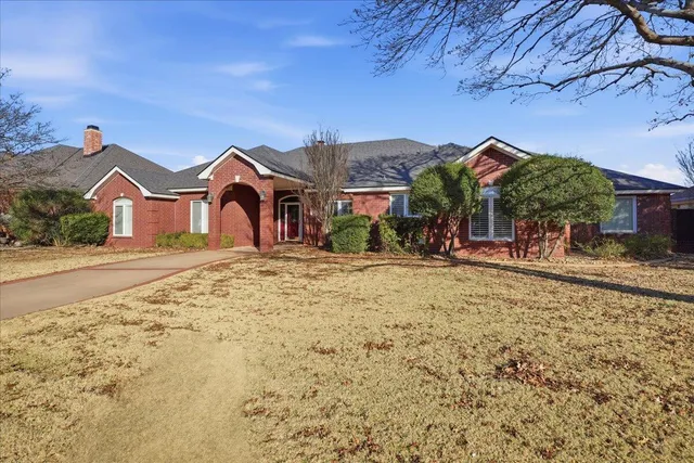 $375,000 | 1703 East Casa Linda Lane, Brownfield, TX 79316