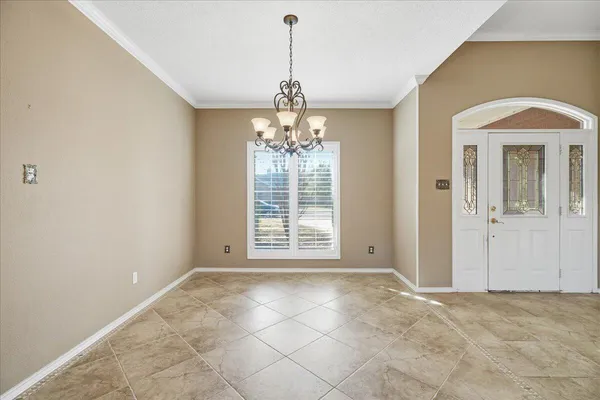 $365,900 | 1703 East Casa Linda Lane, Brownfield, TX 79316