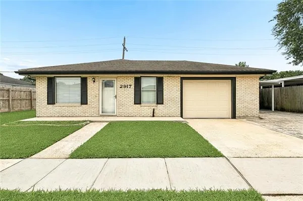$174,800 | 2917 Mumphrey Road, Chalmette, LA 70043