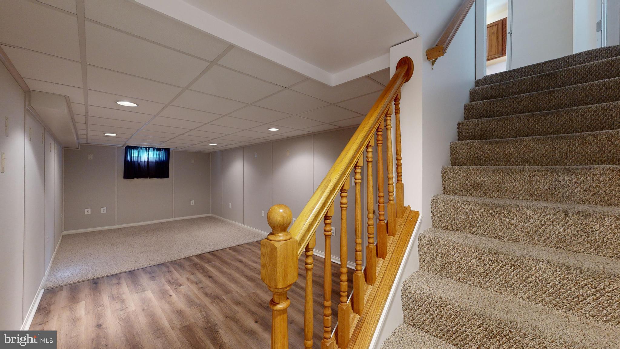 1101 White Oak Road Dover, DE 19901 - Photo 13 of 36 a view of an entryway