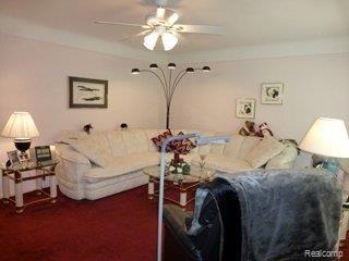 19421 Stephens Road Eastpointe, MI 48021 - Photo 7 of 25 P1000737RC.jpg