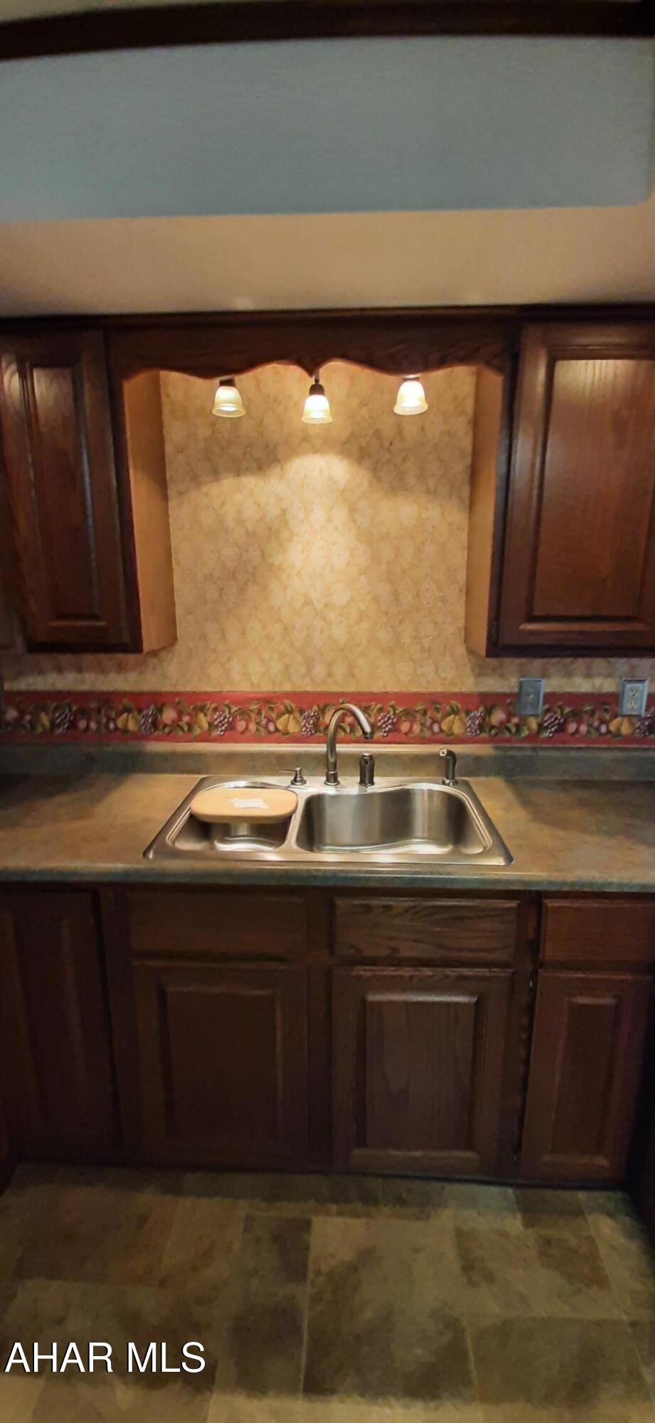 159 Walnut Street Ashville, PA 16613 - Photo 17 of 61