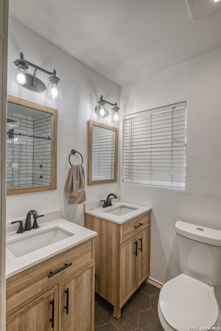 416 Minter Street Uvalde, TX 78801 - Photo 20 of 36