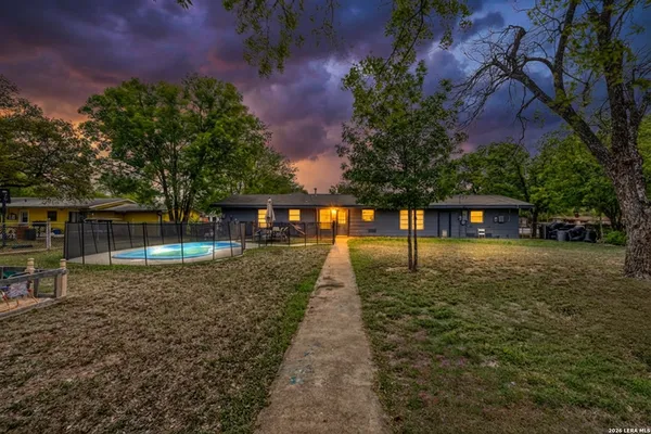 $269,900 | 416 Minter Street, Uvalde, TX 78801