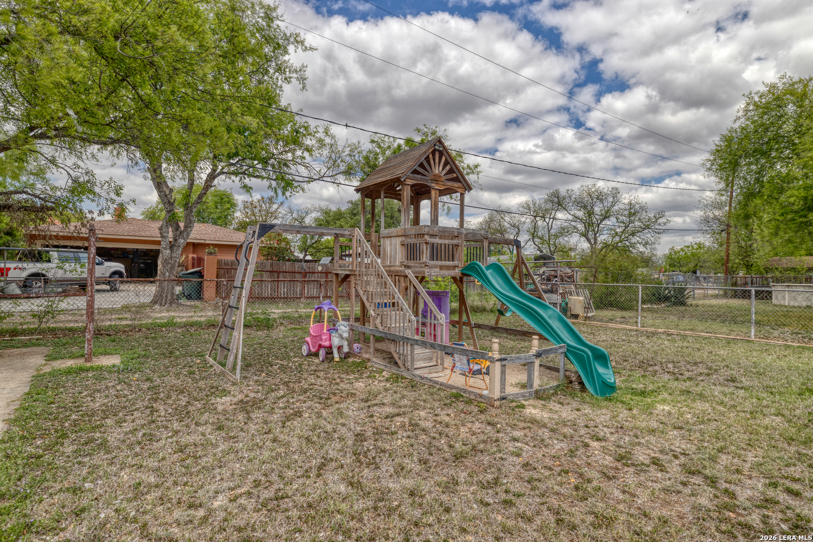 416 Minter Street Uvalde, TX 78801 - Photo 29 of 36