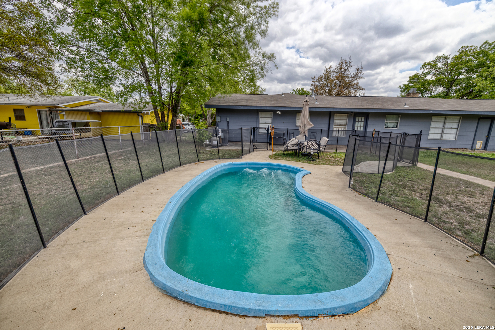 416 Minter Street Uvalde, TX 78801 - Photo 30 of 36