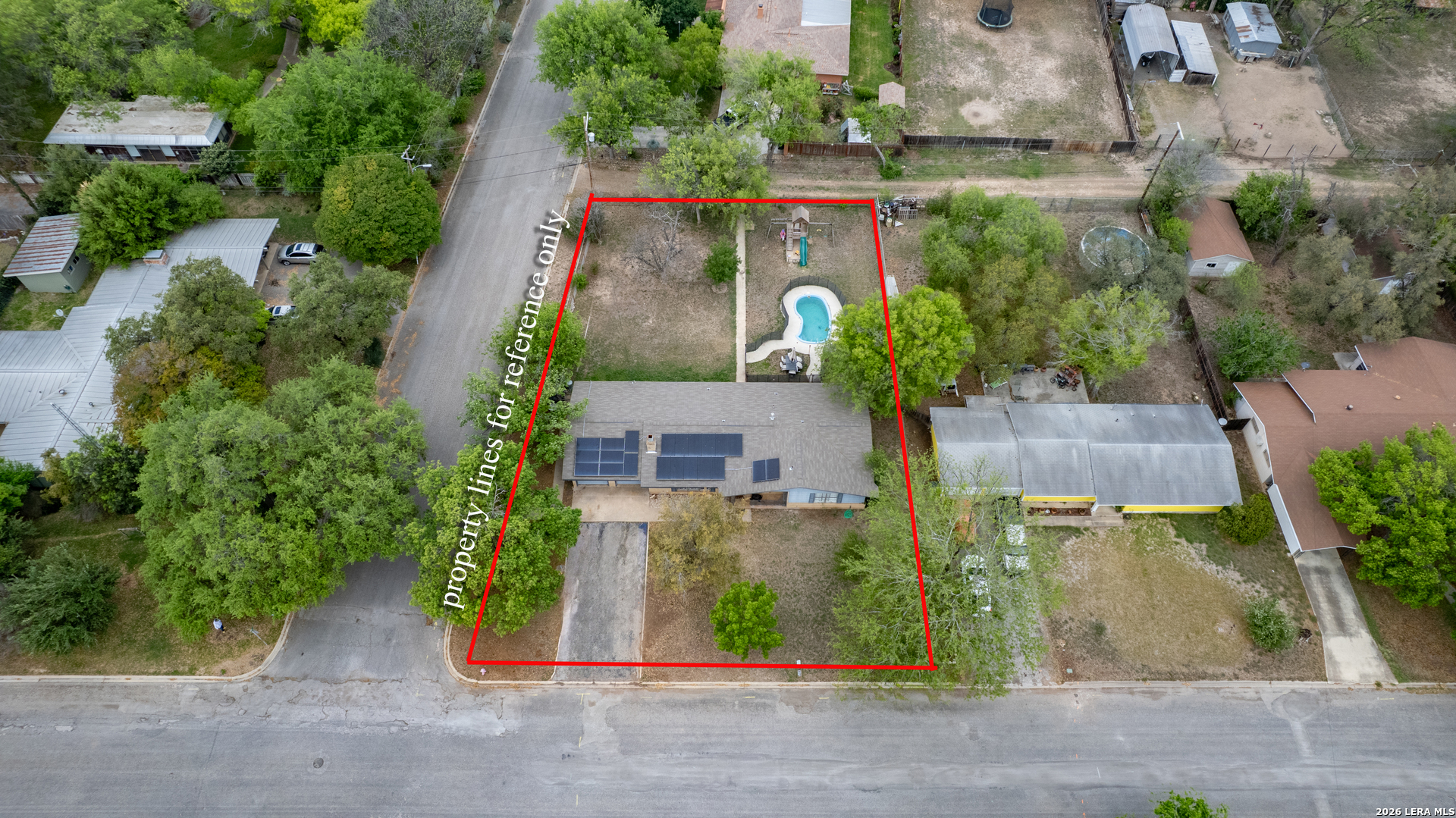 416 Minter Street Uvalde, TX 78801 - Photo 33 of 36