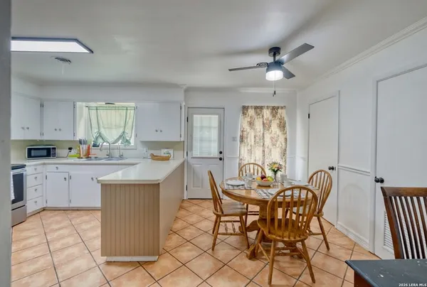 $269,900 | 416 Minter Street, Uvalde, TX 78801