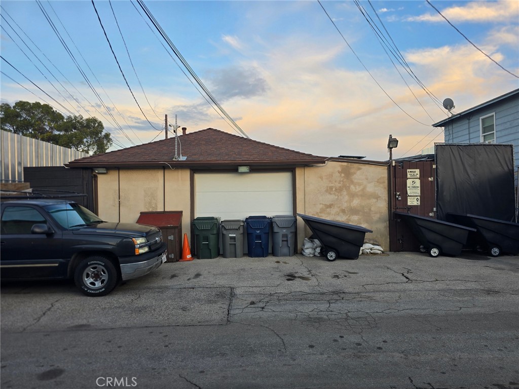 2113 Border Avenue Torrance, CA 90501 - Photo 2 of 18