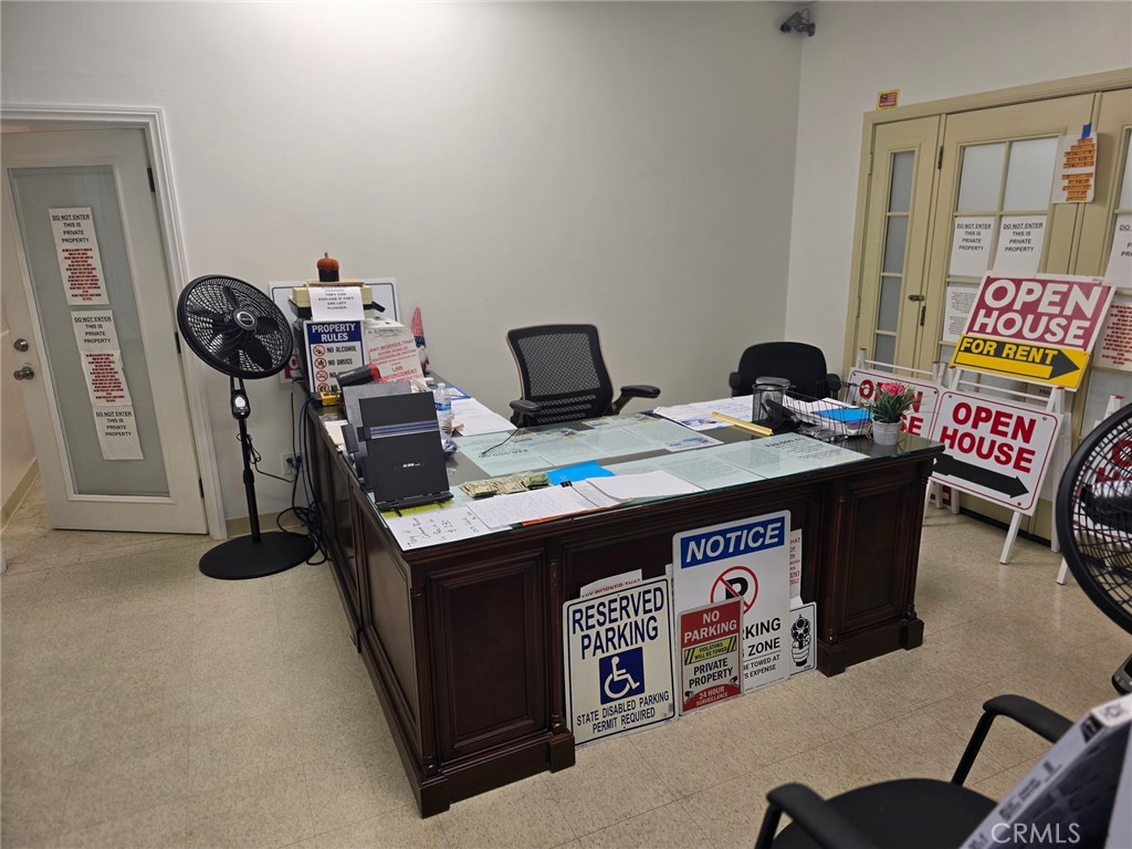 2113 Border Avenue Torrance, CA 90501 - Photo 4 of 18