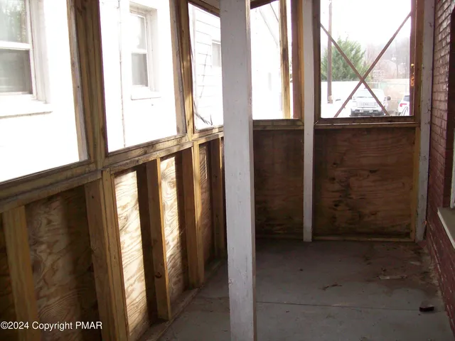 $895 | 403 Main Street, Unit 1, Stroudsburg, PA 18360