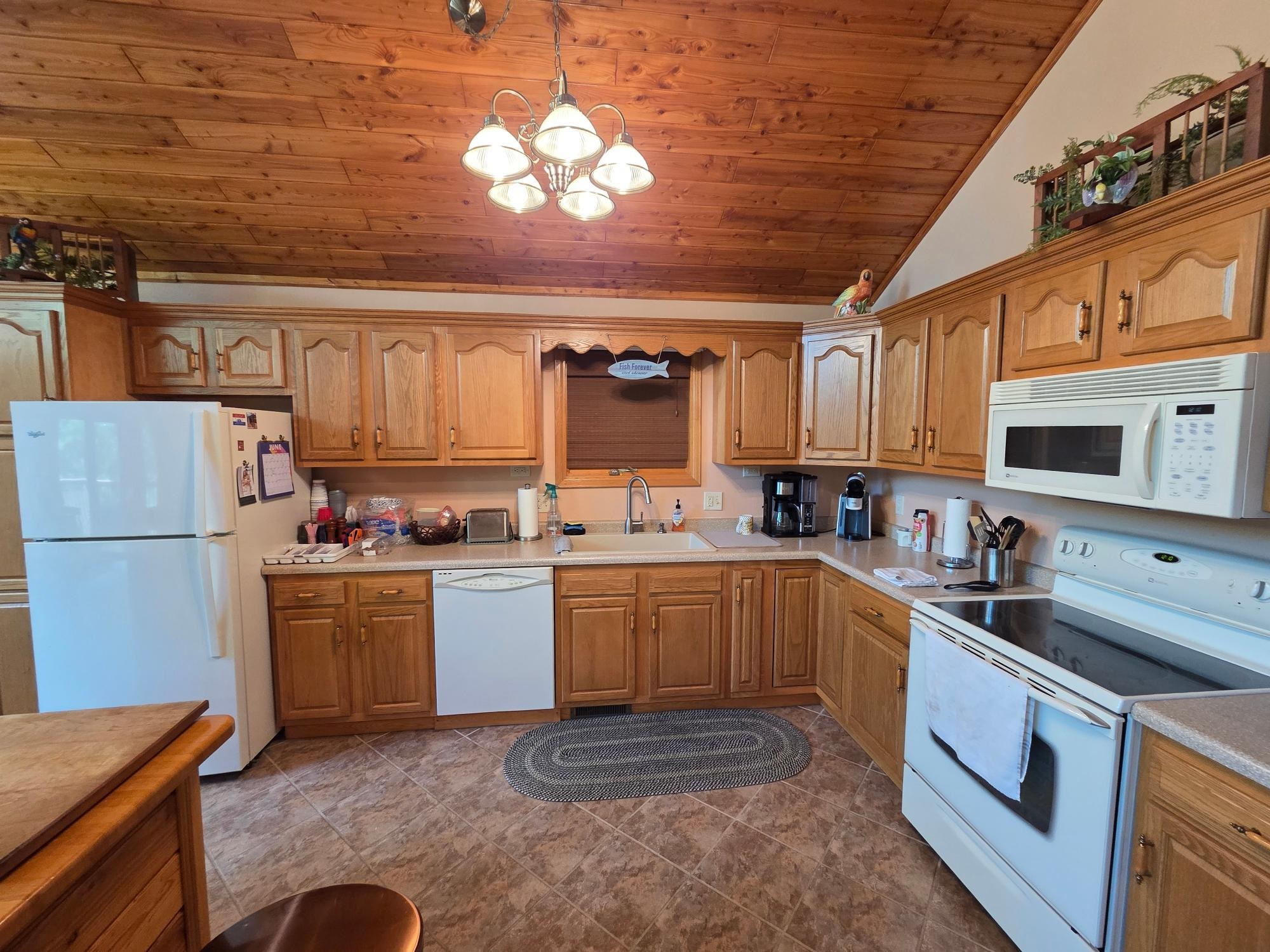 W8656 Silver Birch Road Tomahawk, WI 54487 - Photo 11 of 54