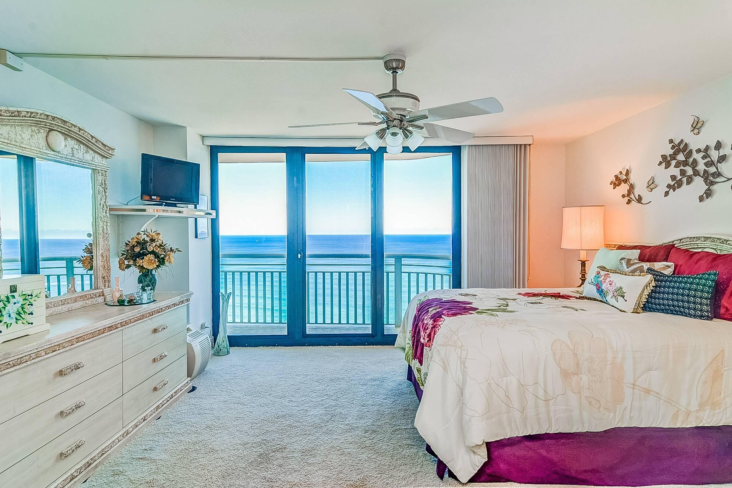 3000 North Ocean Drive, Unit PHF Riviera Beach, FL 33404 - Photo 12 of 43 Master - Balcony Access
