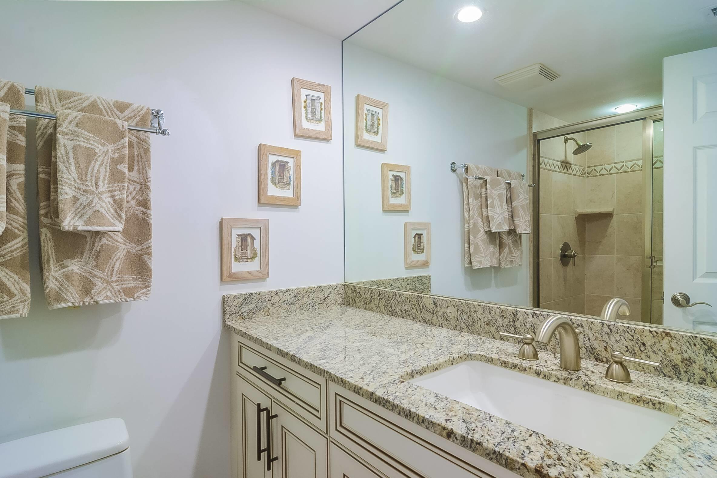 3000 North Ocean Drive, Unit PHF Riviera Beach, FL 33404 - Photo 18 of 43 Bathroom