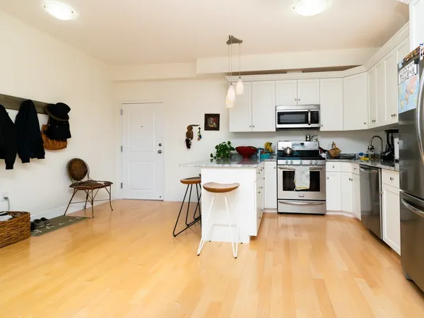 $870,000 | 70 Prospect Street, Unit 304, Somerville, MA 02143
