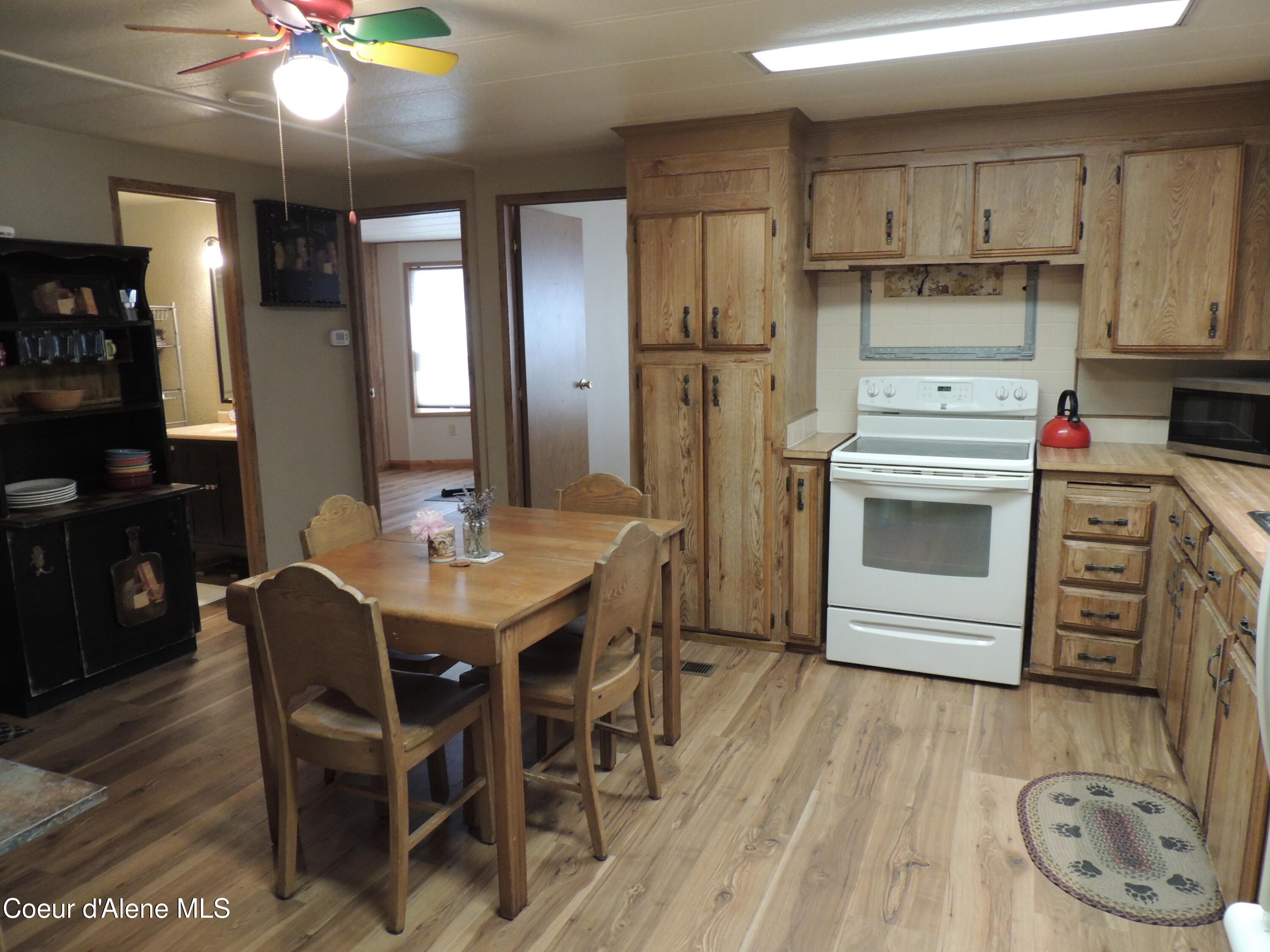 15788 North Singer Road Rathdrum, ID 83858 - Photo 5 of 17 Open Kitchen