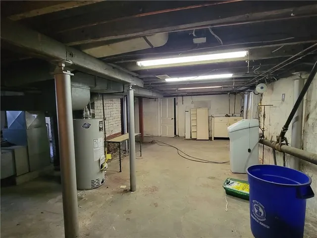 $1,000 | 1318 5th Avenue, Coraopolis, PA 15108