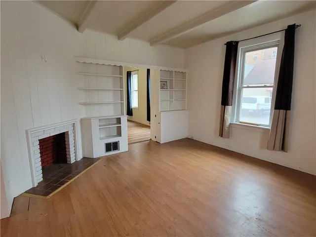 $1,000 | 1318 5th Avenue, Coraopolis, PA 15108