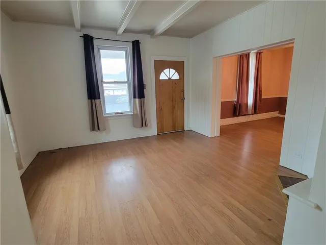 $1,000 | 1318 5th Avenue, Coraopolis, PA 15108