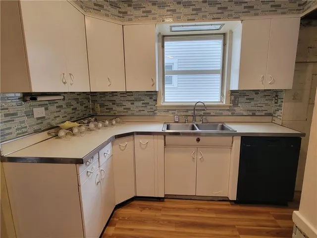 $1,000 | 1318 5th Avenue, Coraopolis, PA 15108