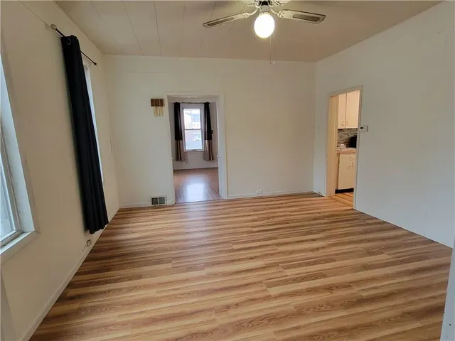 $1,000 | 1318 5th Avenue, Coraopolis, PA 15108