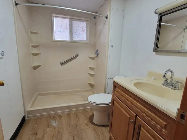 $1,000 | 1318 5th Avenue, Coraopolis, PA 15108