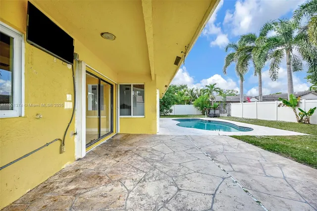 $749,000 | Lauderhill, Lauderhill, FL 33351