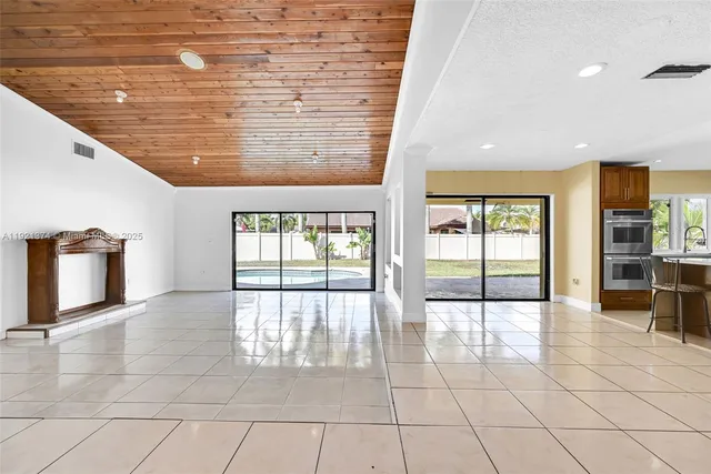 $749,000 | Lauderhill, Lauderhill, FL 33351