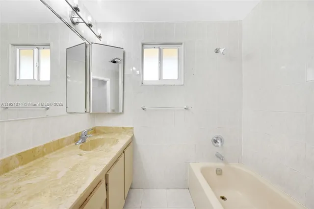 $749,000 | Lauderhill, Lauderhill, FL 33351